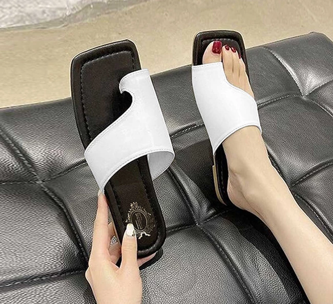 Street style store discount shoes 3 for 999