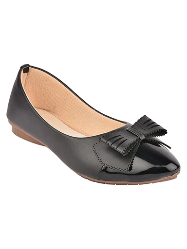 Stylestry Womens & Girls Black Solid Synthetic Ballerinas