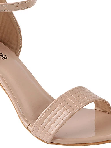 Stylestry Womens & Girls Cream-Coloured Woven Design Sandals