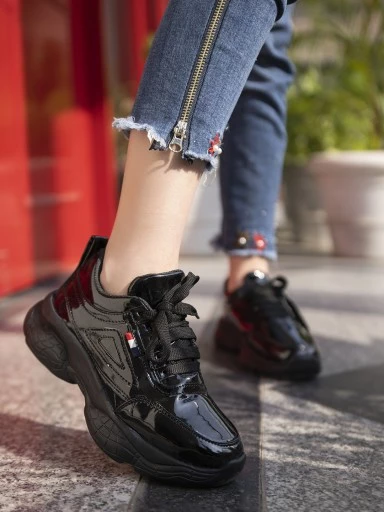 Stylestry Women Black Walking Shoes