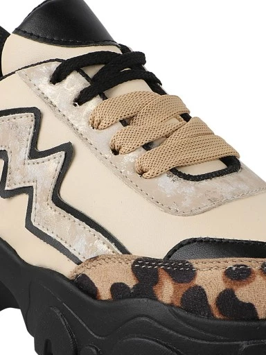 Stylestry Women Peach-Coloured Mesh Walking Shoes