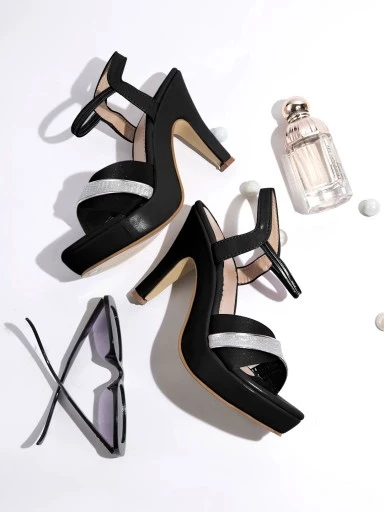 Stylestry Black Textured Block Sandals