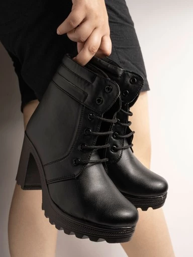 Stylestry Stylish Trendy Smart Casual Black Boots For Women & Girls