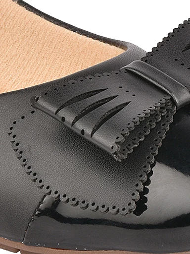 Stylestry Womens & Girls Black Solid Synthetic Ballerinas