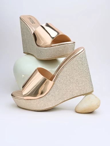 Stylestry Women Pink Solid Wedges