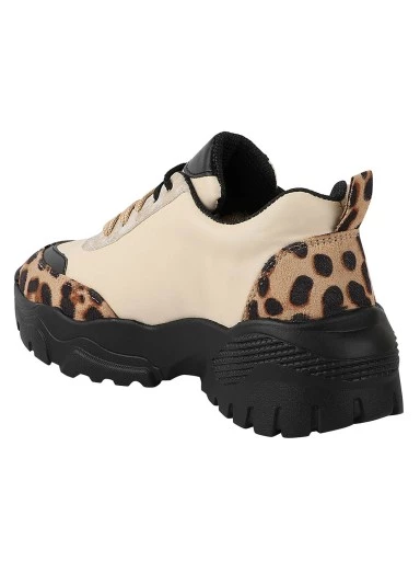 Stylestry Women Peach-Coloured Mesh Walking Shoes