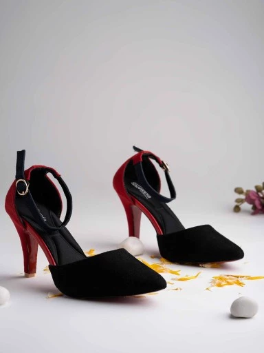 Stylestry Stylish Black Heeled Sandals