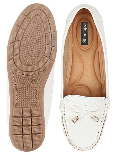 Stylestry Womens & Girls White Solid Ballerinas With Bow