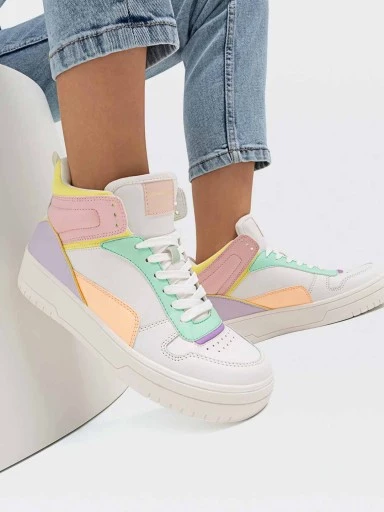 Stylestry Women & Girls White Smart Casual Sneakers