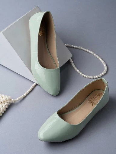 Stylestry Womens & Girls Green Solid Ballerinas