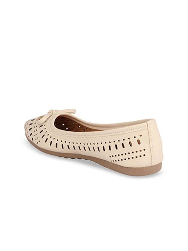 Stylestry Womens & Girls Cream-Coloured Solid Ballerinas