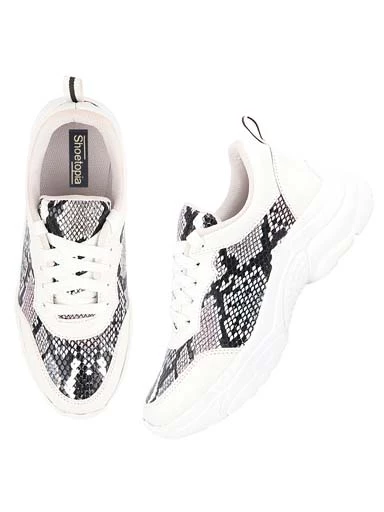 Stylestry Womens & Girls White ColourBlocked Lace Up Walking Shoes