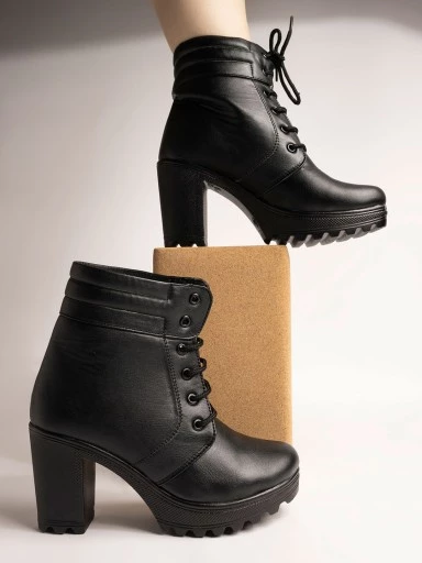 Stylestry Stylish Trendy Smart Casual Black Boots For Women & Girls