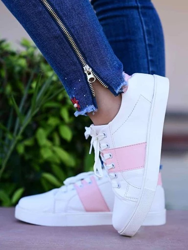 Stylestry Women & Girls White Smart Casual Sneakers