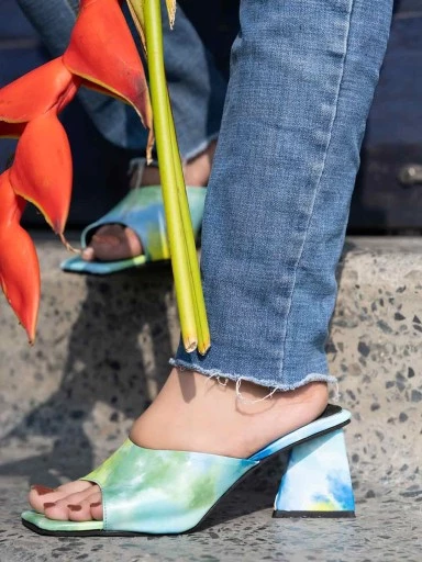 Stylestry Women & Girls Stylish Printed Blue Block Heels