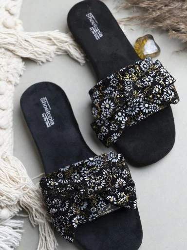 Stylestry Women Black Embellished Open Toe Flats with Bows