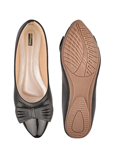 Stylestry Womens & Girls Black Solid Synthetic Ballerinas