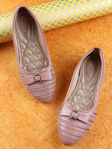 Stylestry Women Peach-Coloured Ballerinas