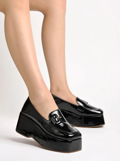 stylish black shoes for girls