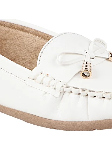 Stylestry Womens & Girls White Solid Ballerinas With Bow