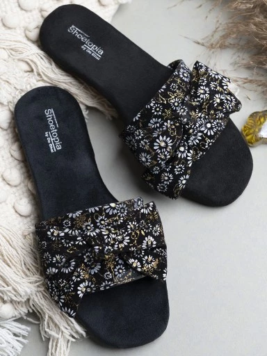 Stylestry Women Black Embellished Open Toe Flats with Bows
