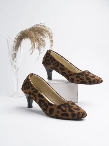 Stylestry Women Street Style Heels