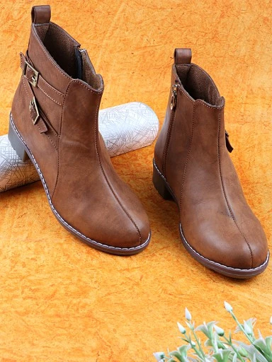 Stylestry Womens & Girls Tan Solid Zipper Heeled Boots
