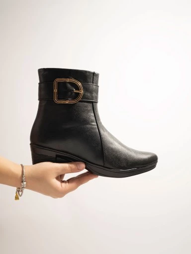 Stylestry Stylish Trendy Smart Casual Black Boots For Women & Girls
