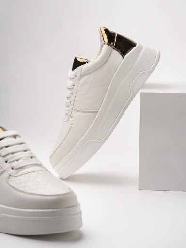 Stylestry Women & Girls White Sneakers
