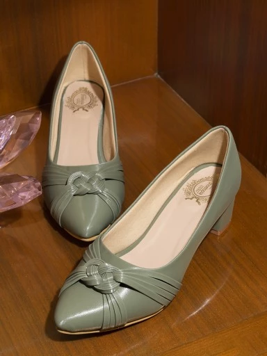 Stylestry Women's & Girl's Green Block Heels Pumps