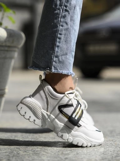 Stylestry Women & Girls Black Smart Casual Sneakers