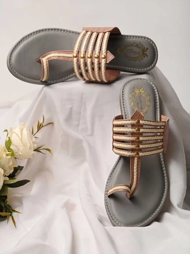 Stylestry Women Stylish Grey Flats