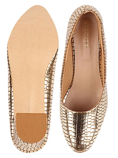 Stylestry Womens & Girls Gold-Toned Textured Block Pumps