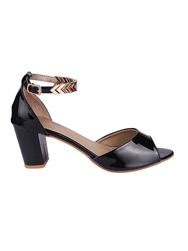 Stylestry Women Street Style Sandals