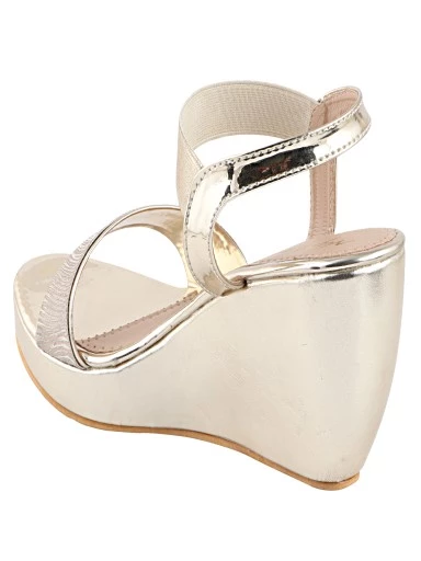 Stylestry Women Street Style Sandals