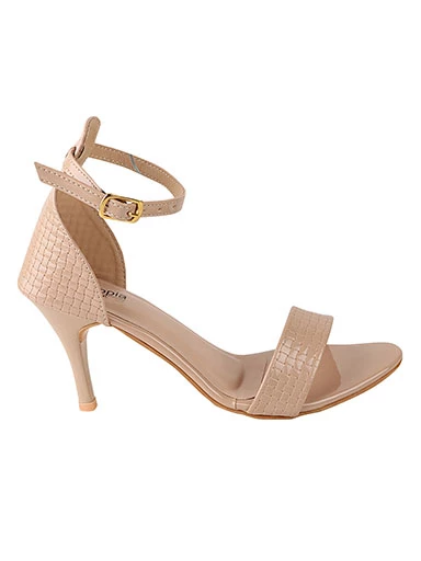 Stylestry Womens & Girls Cream-Coloured Woven Design Sandals