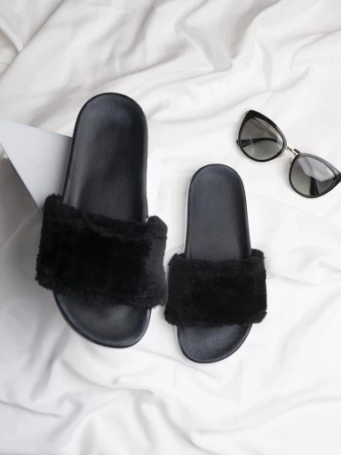 Stylestry Women Black Solid Fur Sliders