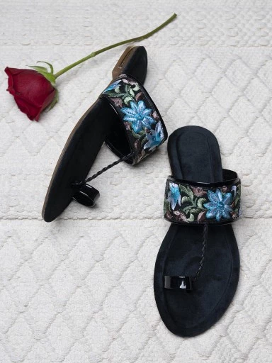 Stylestry Womens & Girls Black Woven Design One Toe Flats