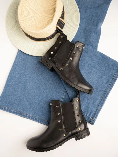 Stylestry Womens & Girls Pull On Black Solid Heeled Boots