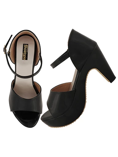 Stylestry Womens & Girls Black Solid Heels