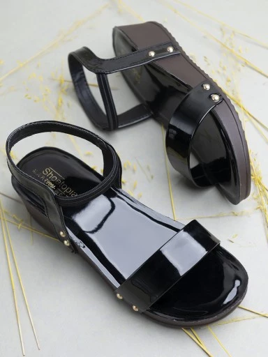 Stylestry Women Black Solid Wedges