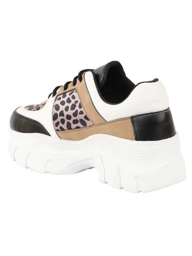 Stylestry Women Black Walking Shoes