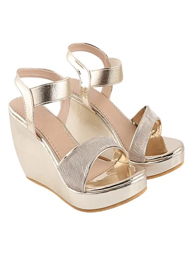 Stylestry Women Street Style Sandals