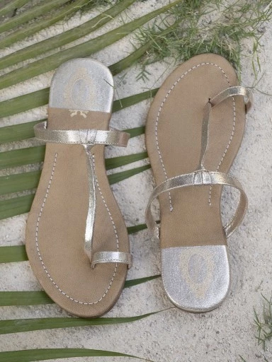 Stylestry Womens & Girls Golden-Toned Solid One Toe Flats