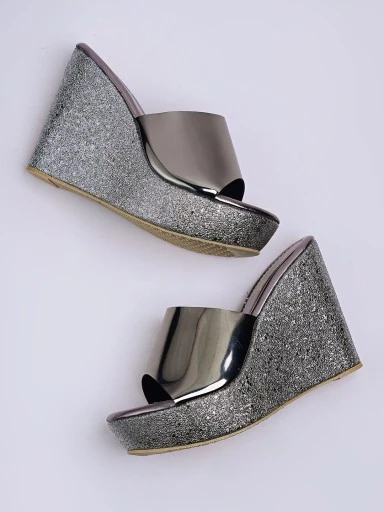 Stylestry Women Grey Solid Wedges