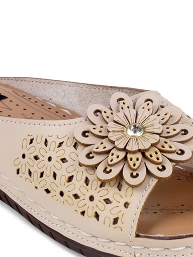 Stylestry Women Beige Solid Open Toe Flats