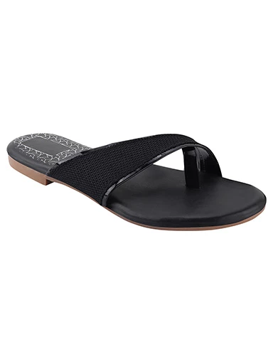 Stylestry Womens & Girls Black Solid One Toe Flats