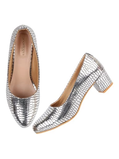 Stylestry Womens & Girls Silver Textured Block Pumps