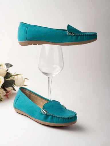Stylestry Women Turquoise Blue Colour blocked Suede Loafers