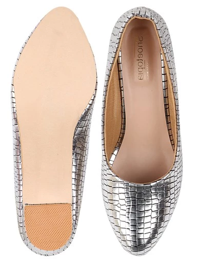 Stylestry Womens & Girls Silver Textured Block Pumps